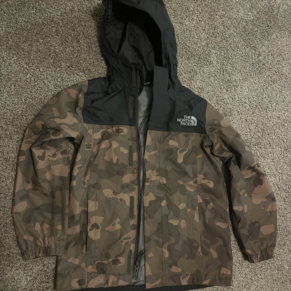 Boys north face jacket